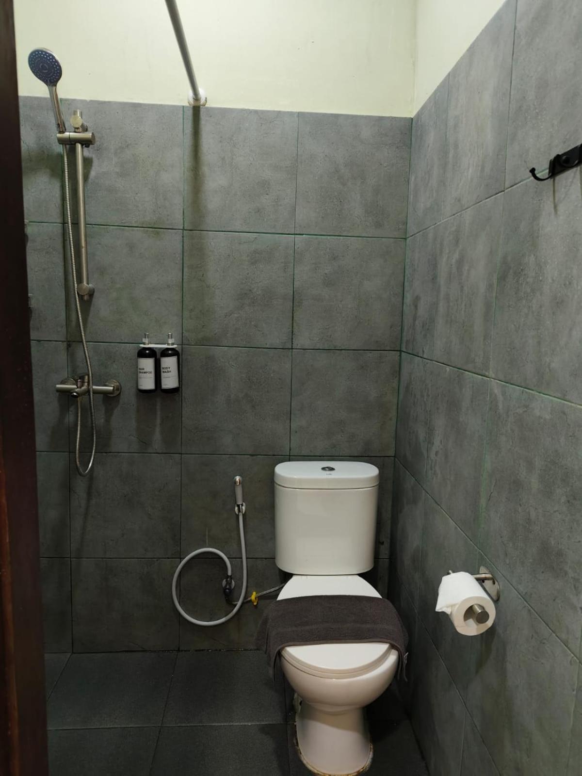 The Pause Guesthouse Улувату Экстерьер фото